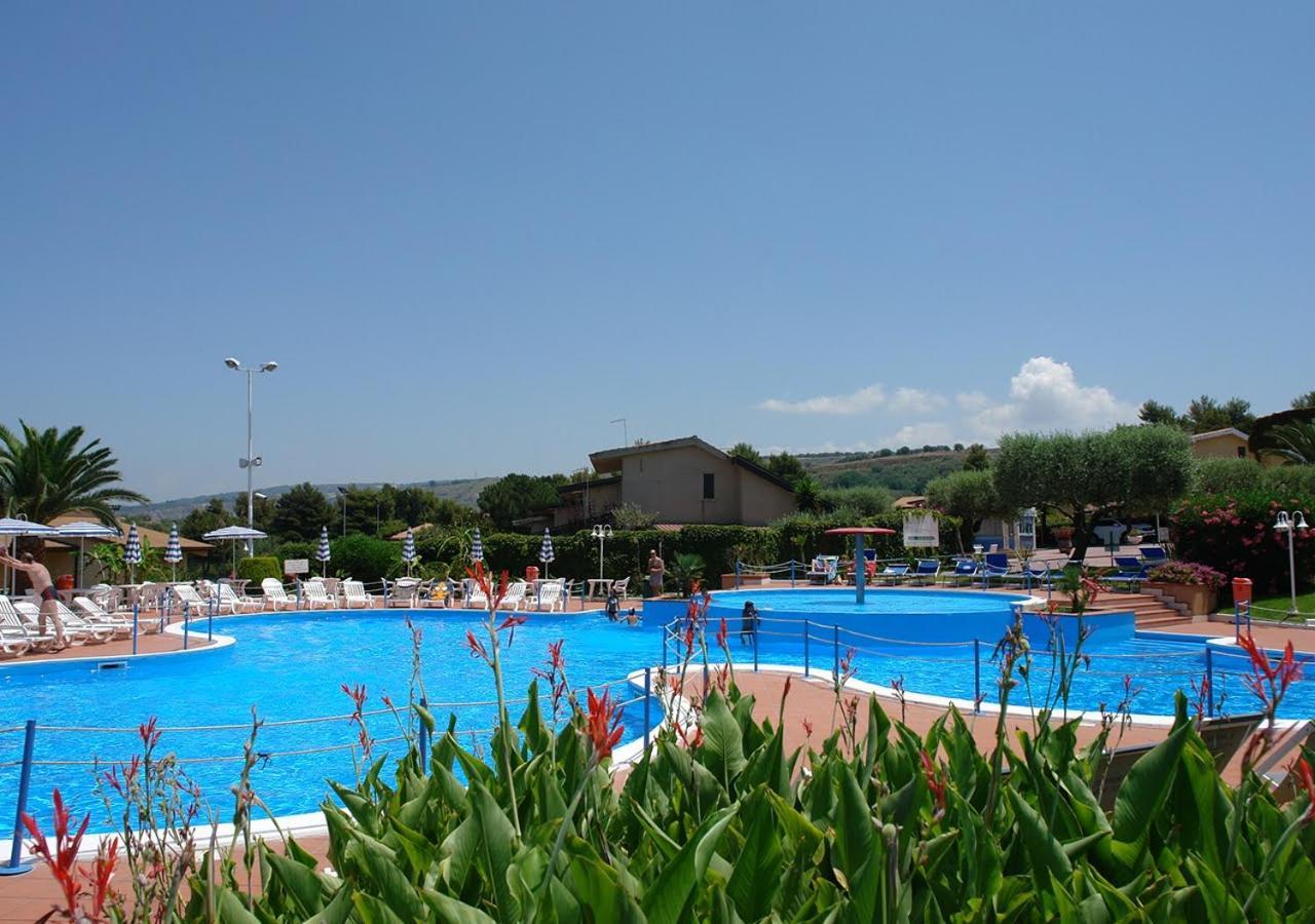 La Pace Village Residence Club Tropea Eksteriør bilde