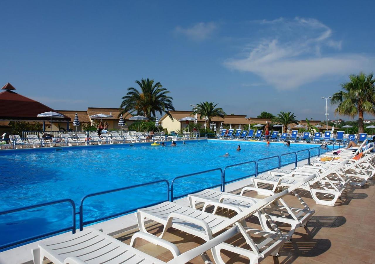 La Pace Village Residence Club Tropea Eksteriør bilde